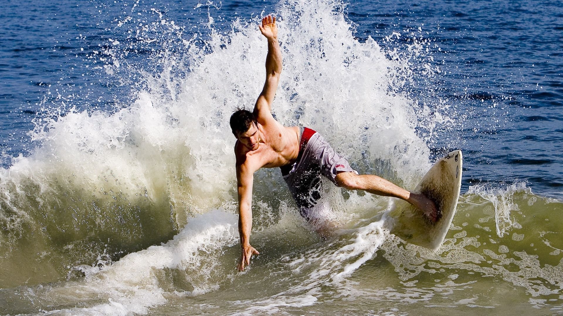 世界铁人三项世界杯日本站 中国女选手闯入前十创下新高，日本铁人三项比赛视频